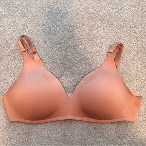 Soma Wireless Bra (Vanishing 360) 38C